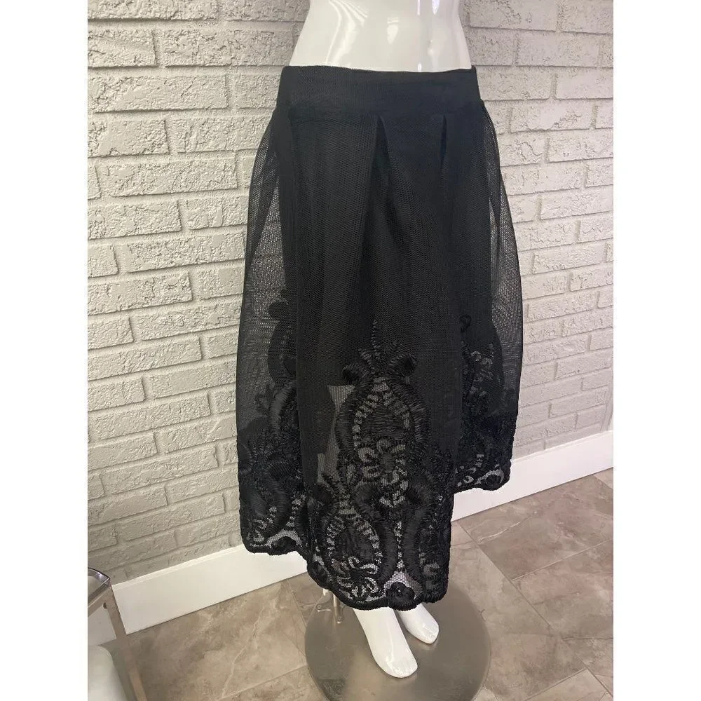Banjul Black Embroidered Scalloped Hem Midi Skirt Size L
